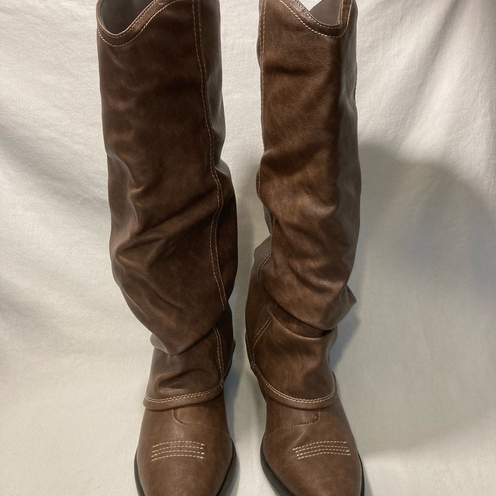 Tess Flat Boots Cowboy Up Saturday Night Fever in Brown